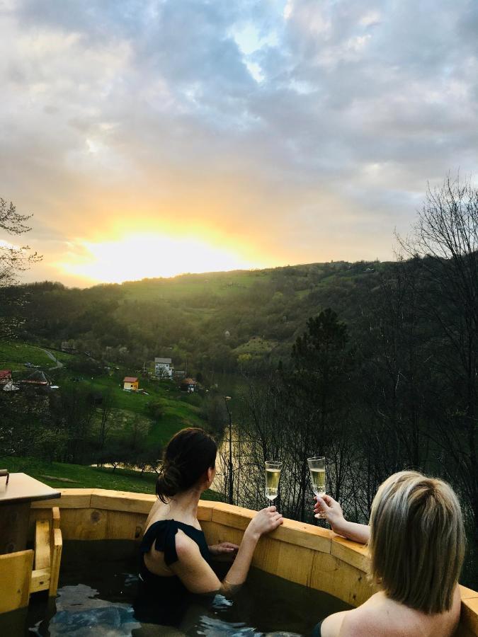 Cabana Baraj Apuseni Mountains Mihoesti Exteriör bild